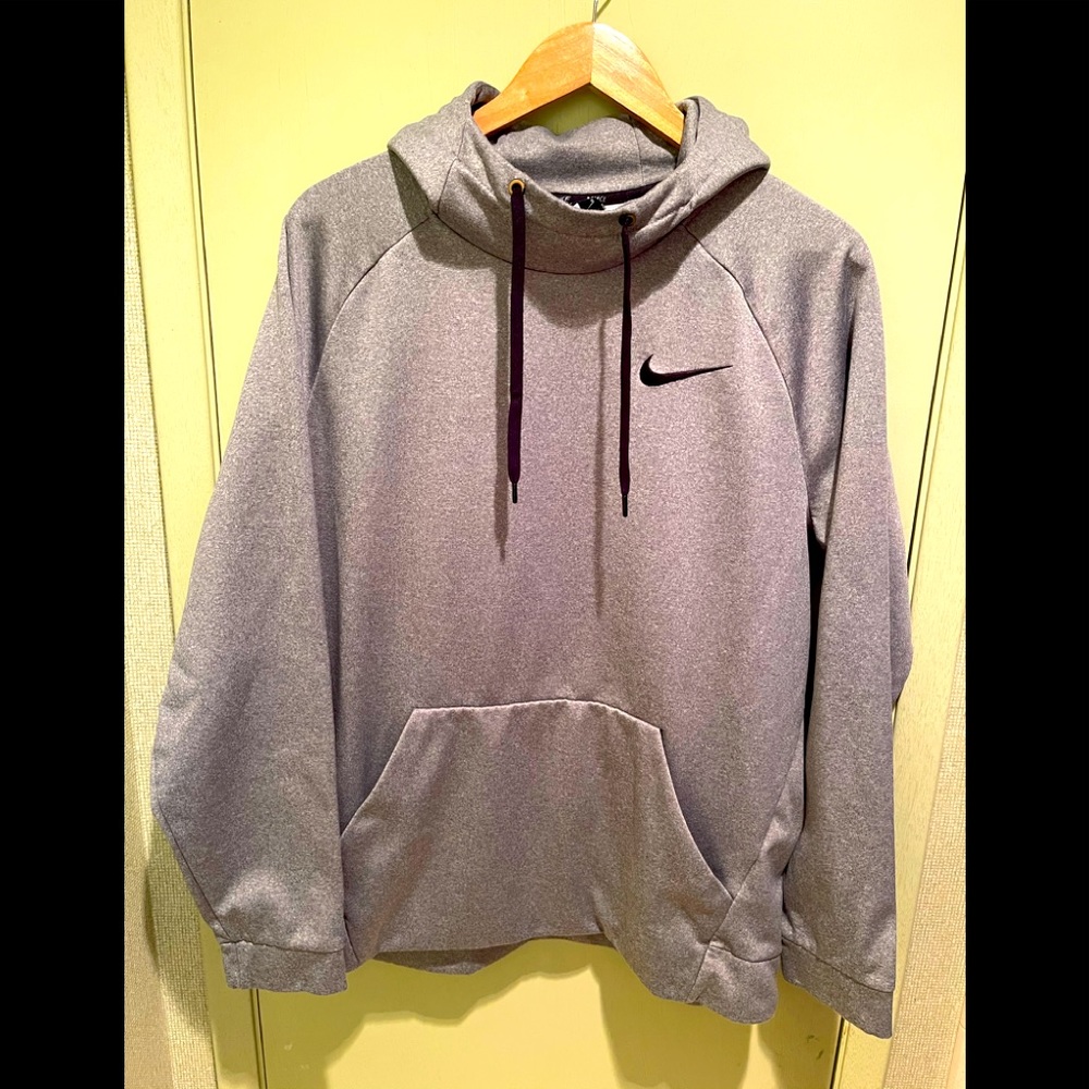SOLD-Nike Hoodie